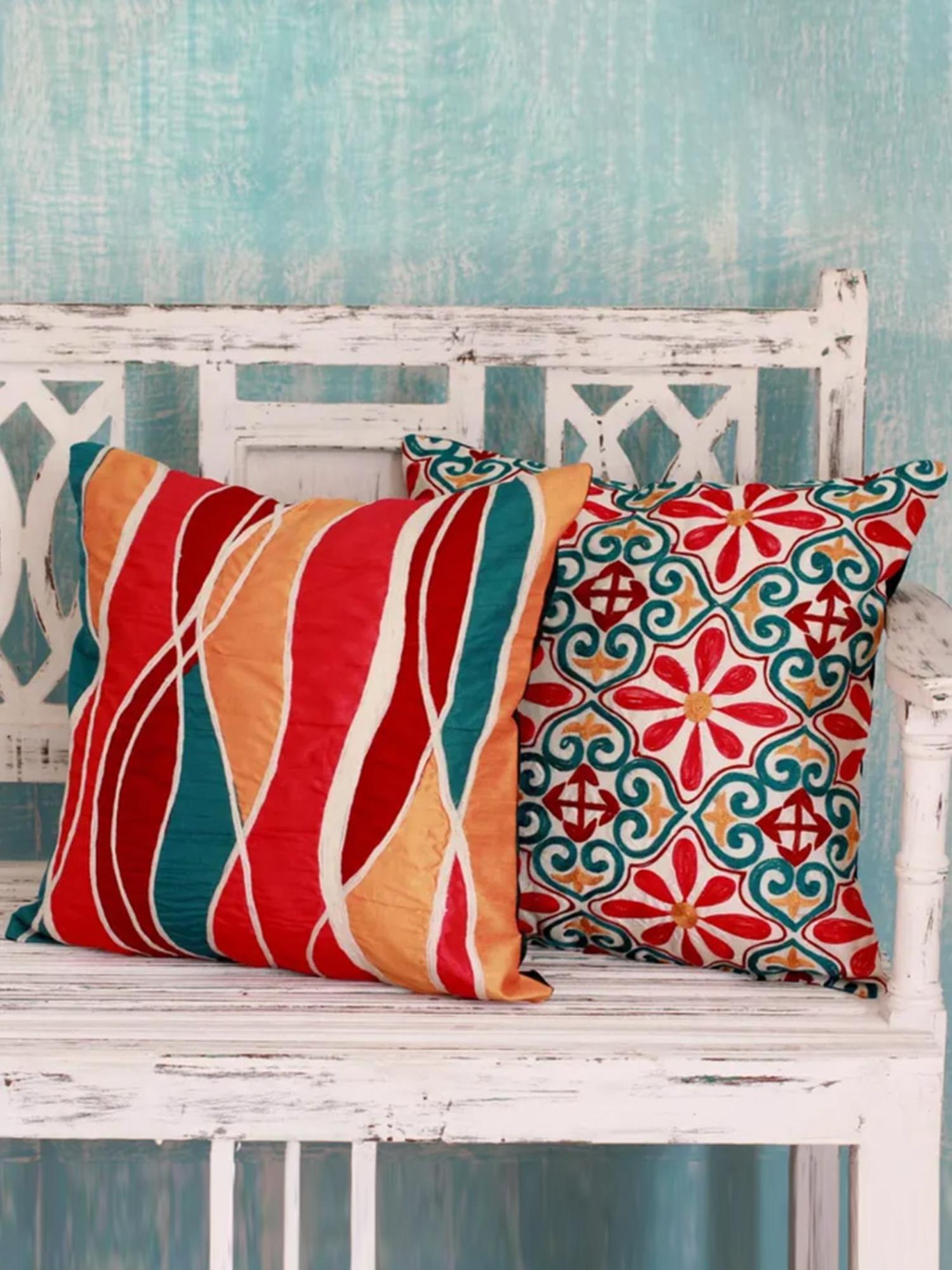 “Colorful Geometric Cushion Cover – Modern Decorative Throw Pillow”