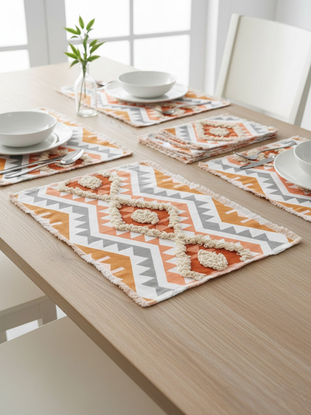 9 Pc Embroidered Cotton Table Linen Set: Runner, 4 Place Mats, 4 Napkins