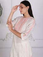 Women Embroidered Kurta Pant Set