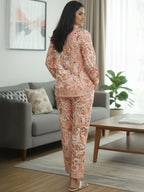 women peach printed kurta & pant set